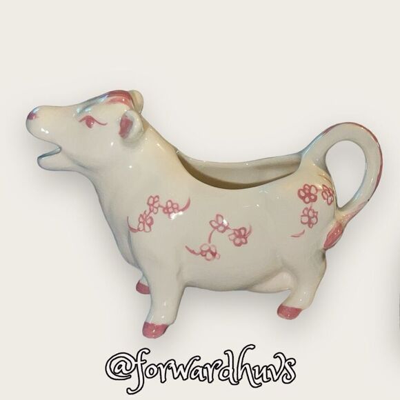 Pink & White Cow Cream & Sugar Set with Lid - Picture 3 of 13